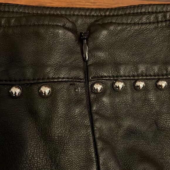 Bebe Black Faux Leather Studded Detailing Skirt - Picture 6 of 10
